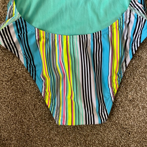 Speedo Women's Printed Tie Back One Piece Training Swimsuit. Sz. 6/32. #0075 - Picture 7 of 10